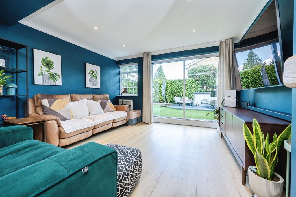 Property photo 2 of 22