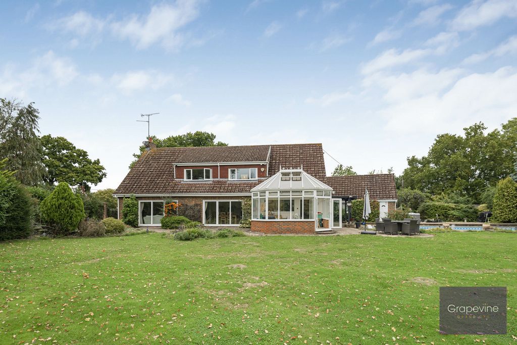 Property photo 3 of 47