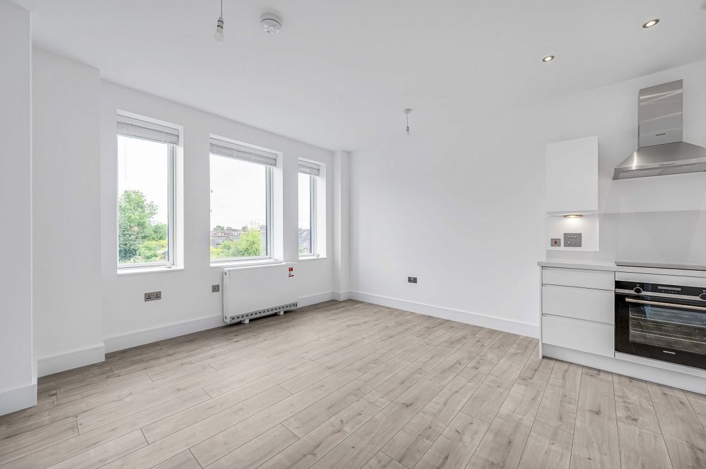 Property photo 1 of 6 Kfh_Flat_17_St_Andre