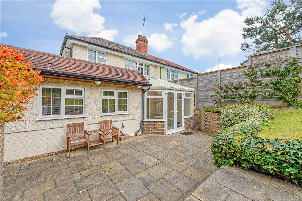 Property photo 2 of 19 Patio / Decking