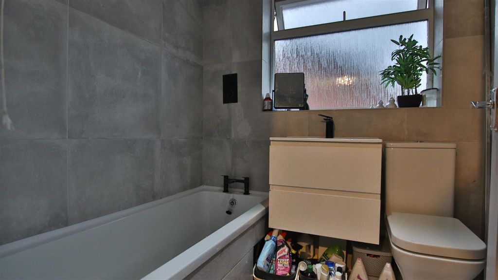 Property photo 1 of 11 Img_1162.Jpg