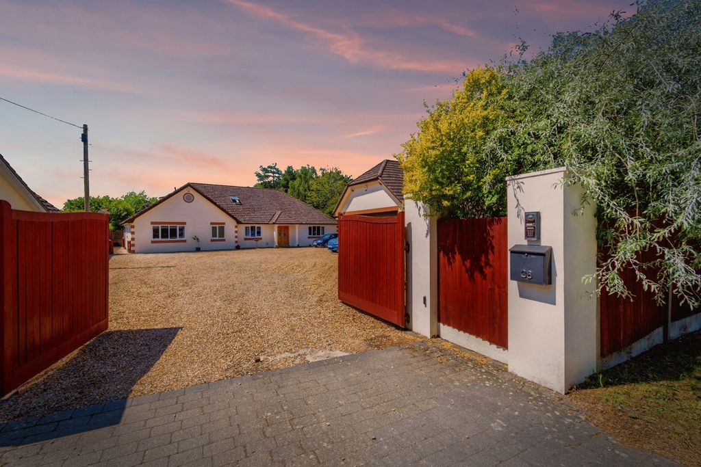 Property photo 1 of 28 Pbox-Img.Jpg