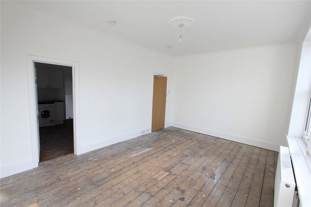 Property photo 3 of 10 Picture No. 10