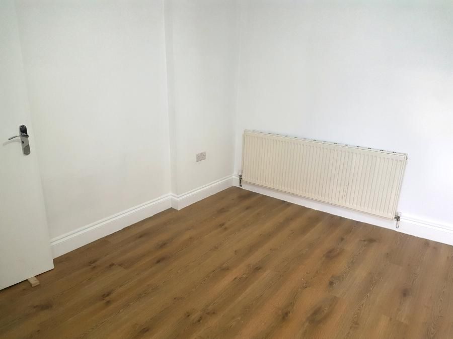 Property photo 2 of 5 Gallery
