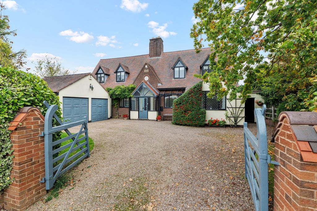 Property photo 2 of 45