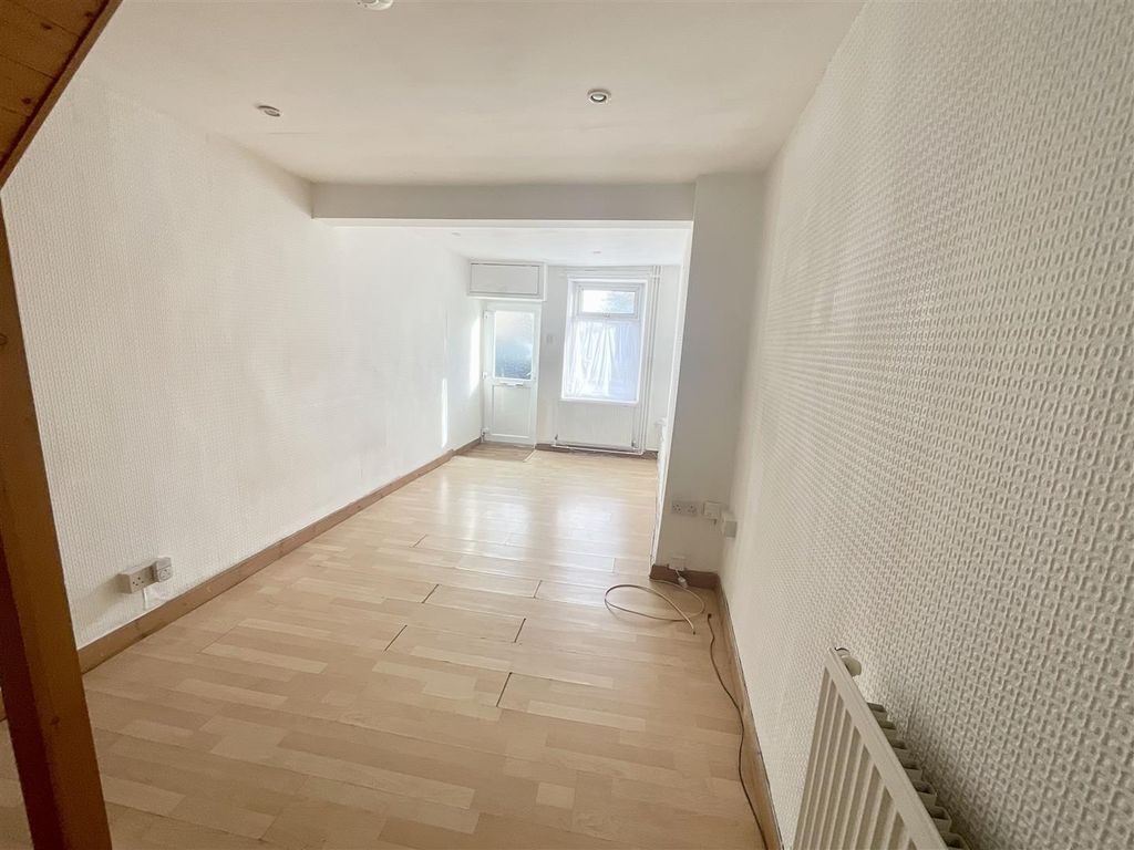 Property photo 2 of 14 Img_7351.Jpeg