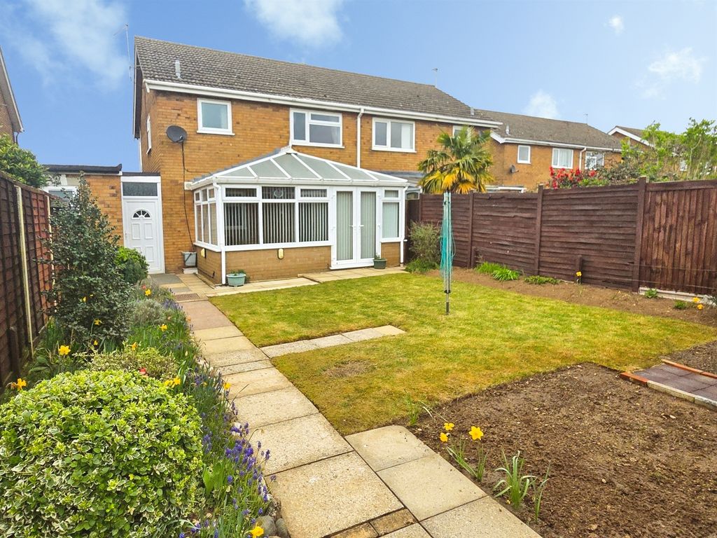 Property photo 2 of 21