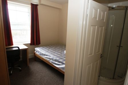 Property photo 3 of 3 4 St Pauls Rd F3 (3)