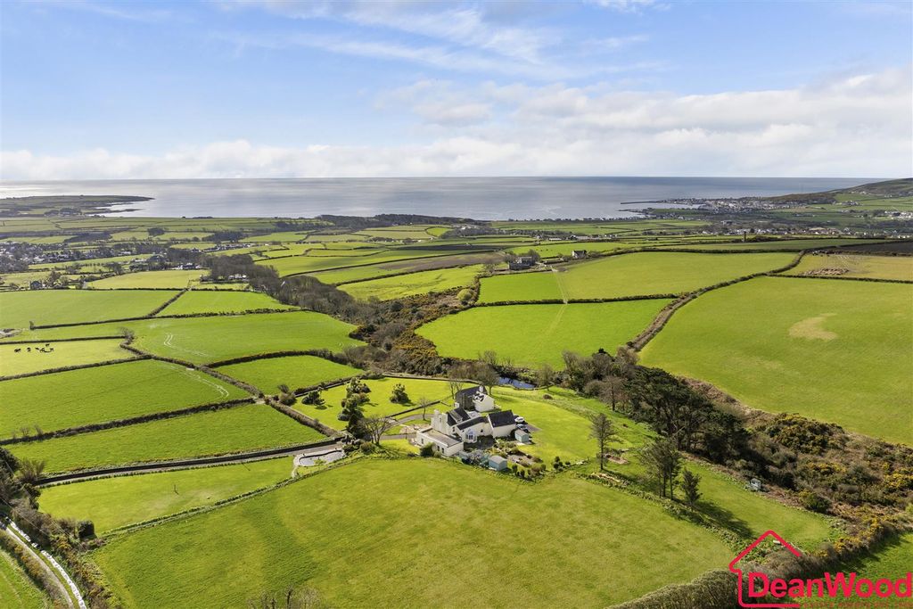 Property photo 2 of 72 2.Jpg