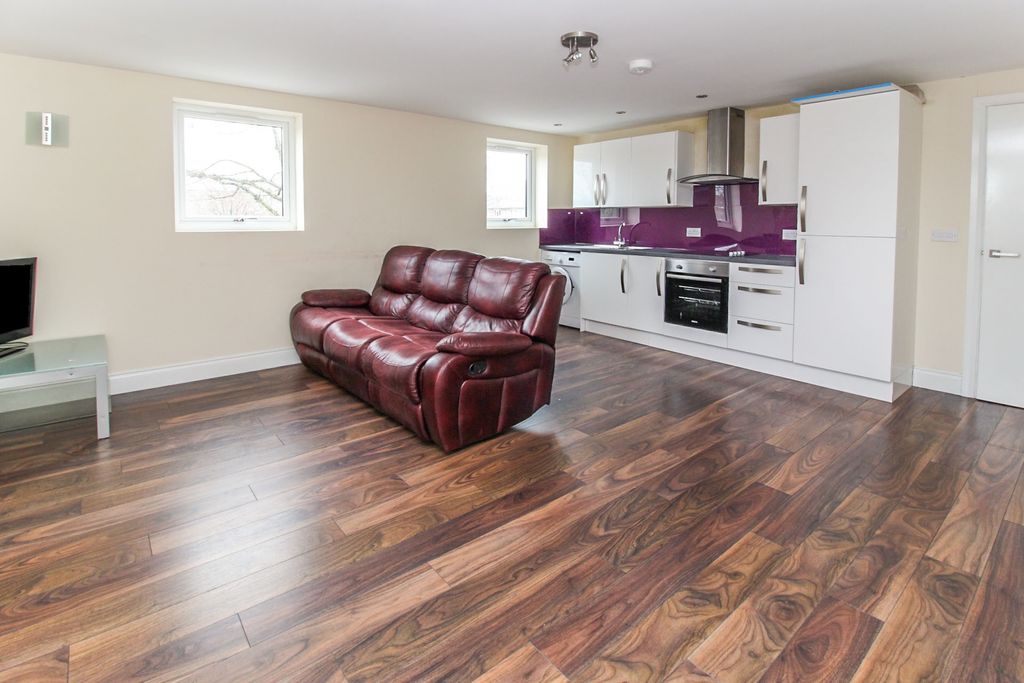 Property photo 1 of 6 Lounge/Kitchen