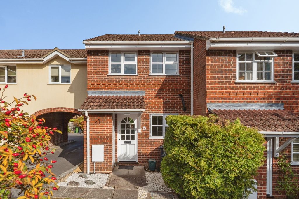 Property photo 1 of 28 External View