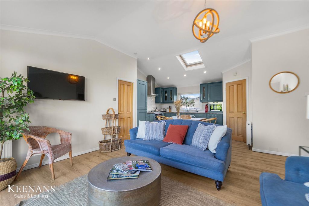 Property photo 3 of 30 3.Jpg