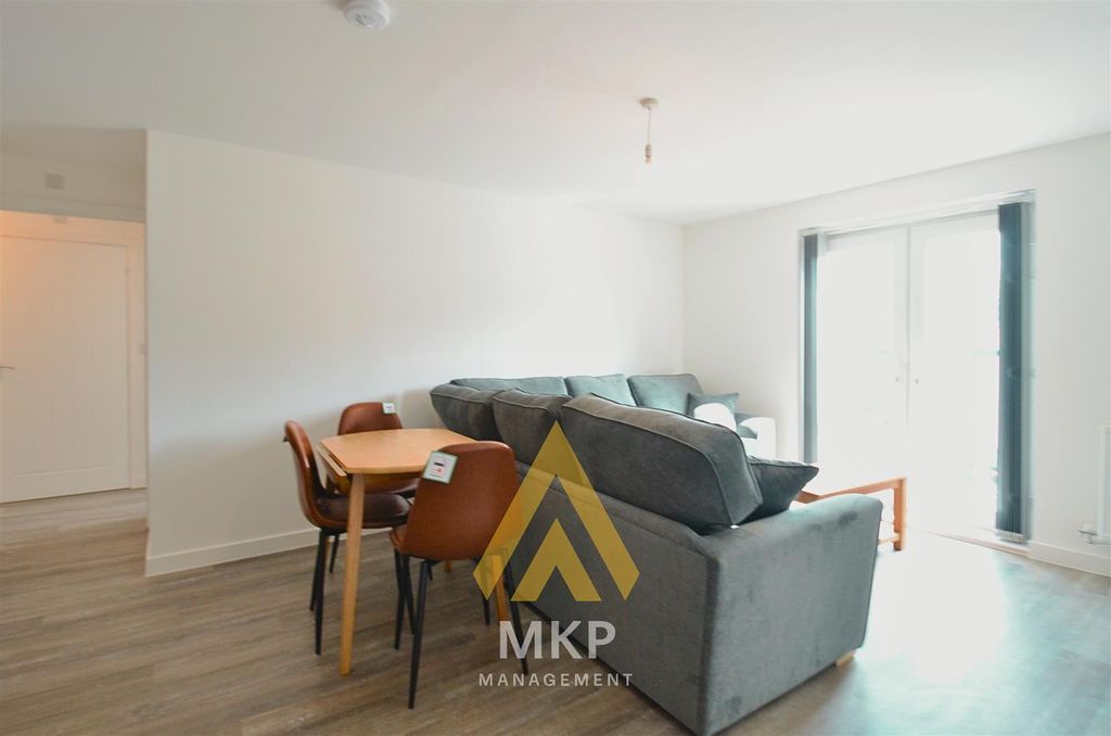 Property photo 3 of 13 6.Png