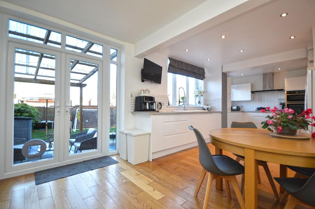 Property photo 3 of 29 Open Plan Kitchen/Dining/Family Room