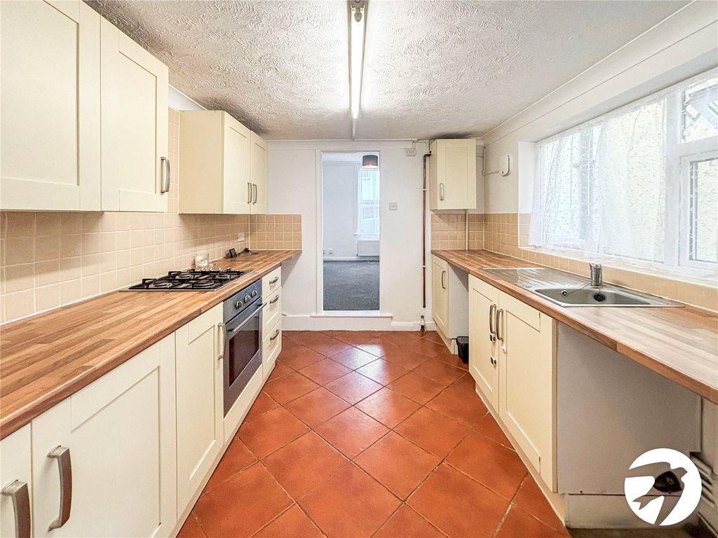 Property photo 2 of 9 Picture No. 08
