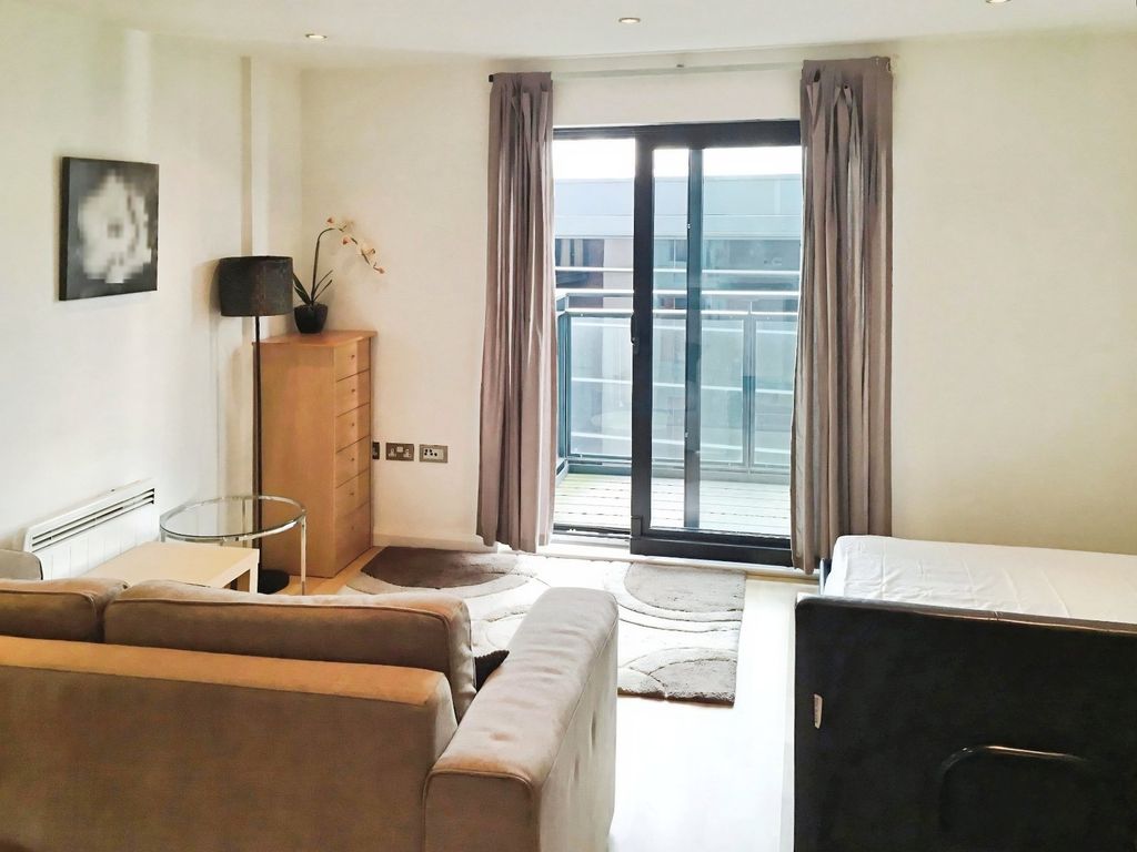 Property photo 3 of 8 Picture No. 19