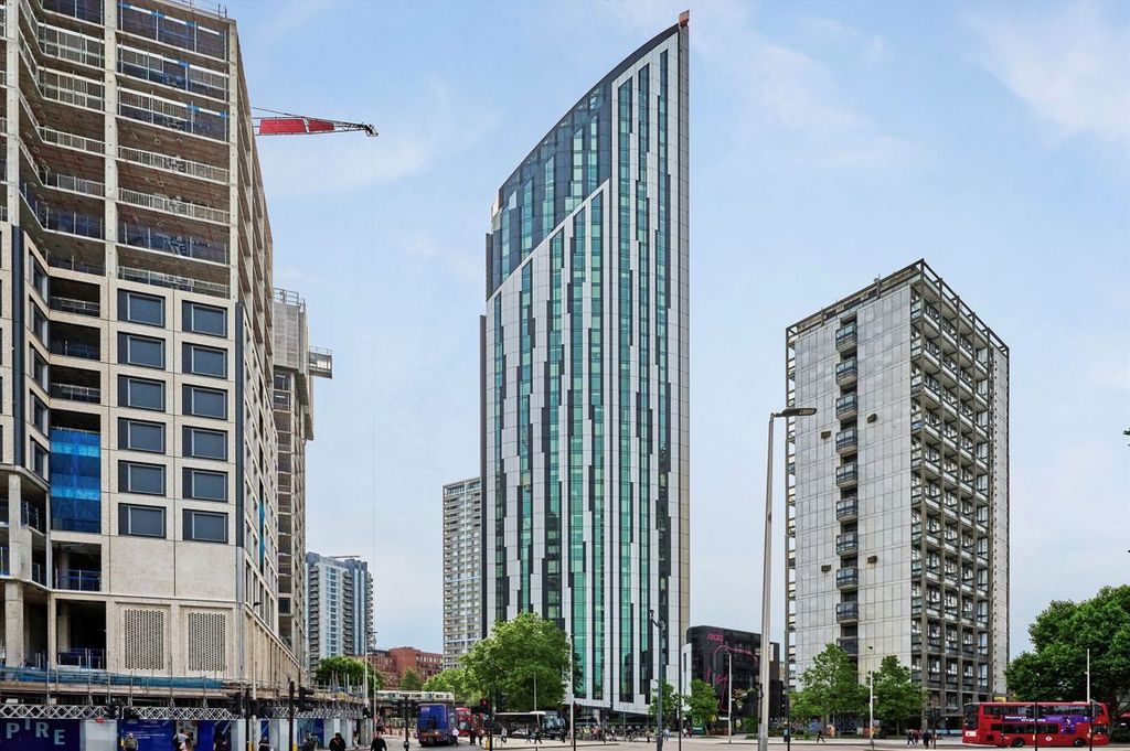 Property photo 1 of 1