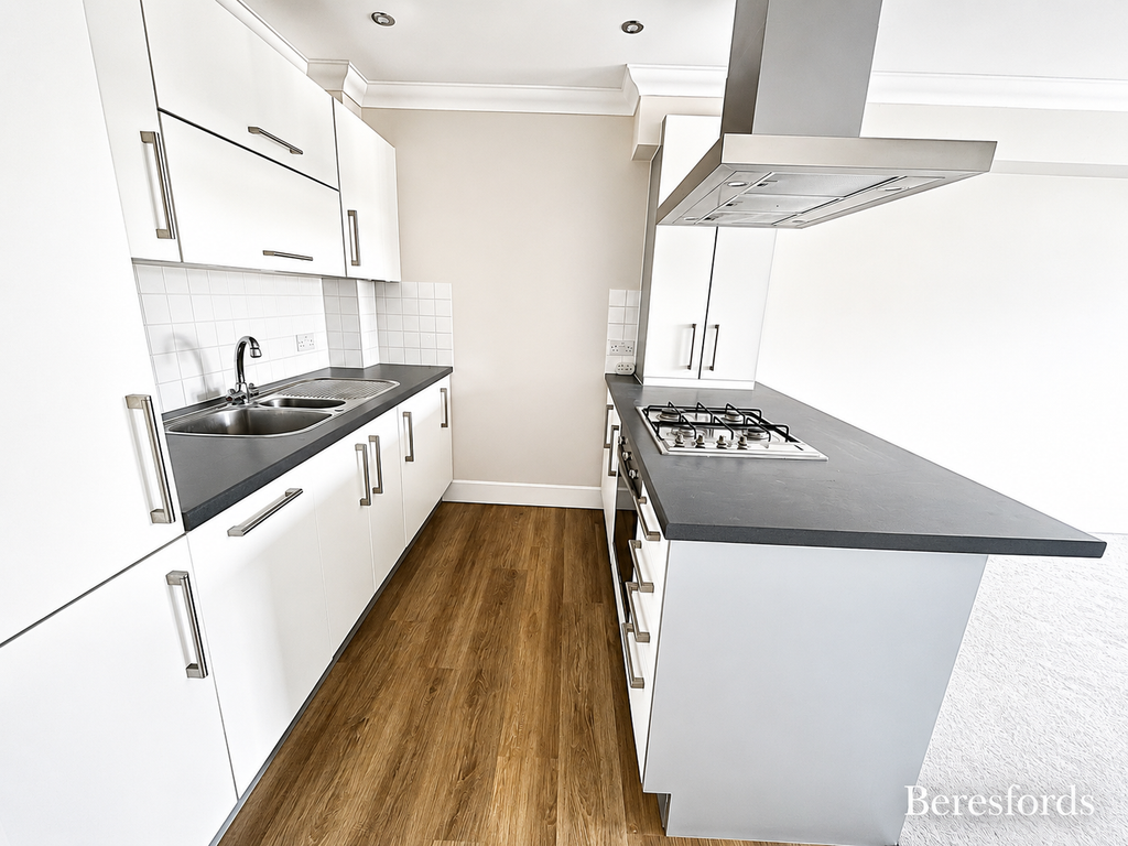 Property photo 2 of 6 Kitchen