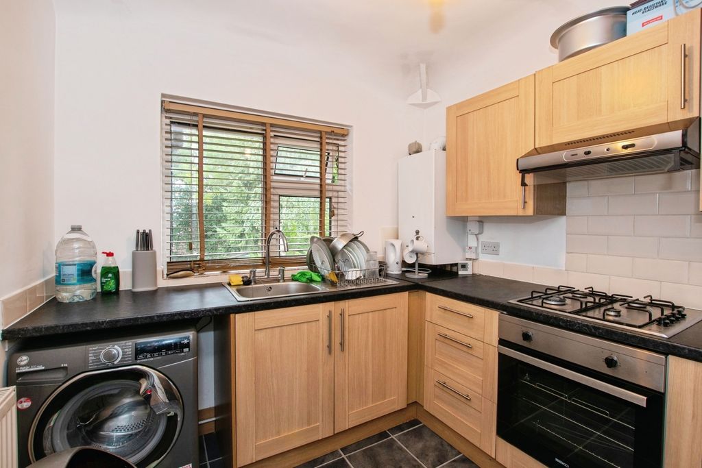 Property photo 2 of 16 Photo