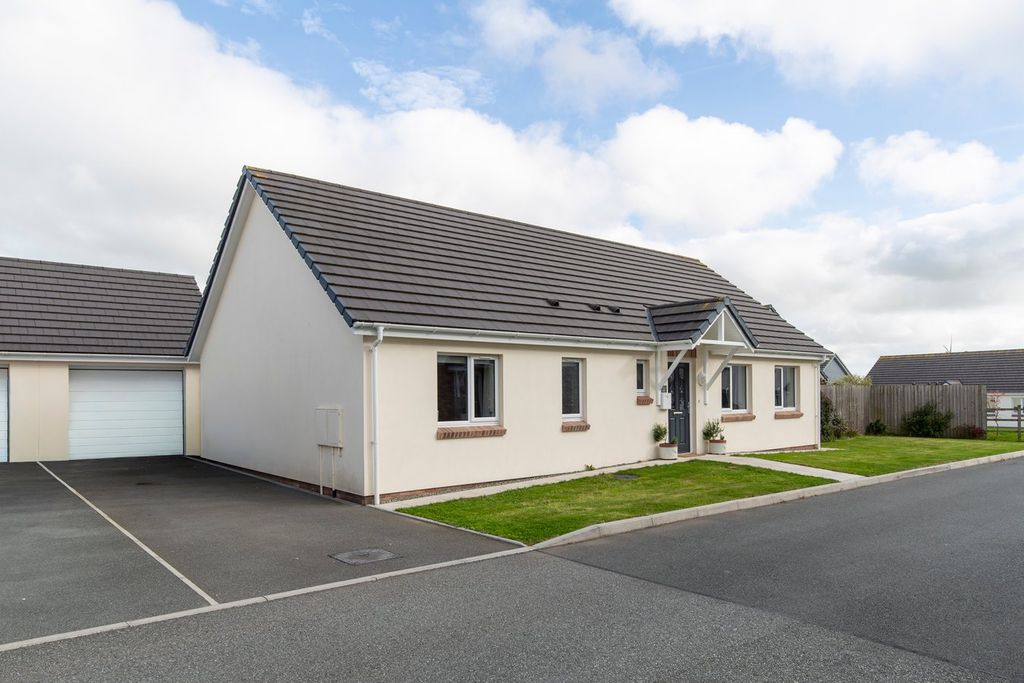 Property photo 1 of 29