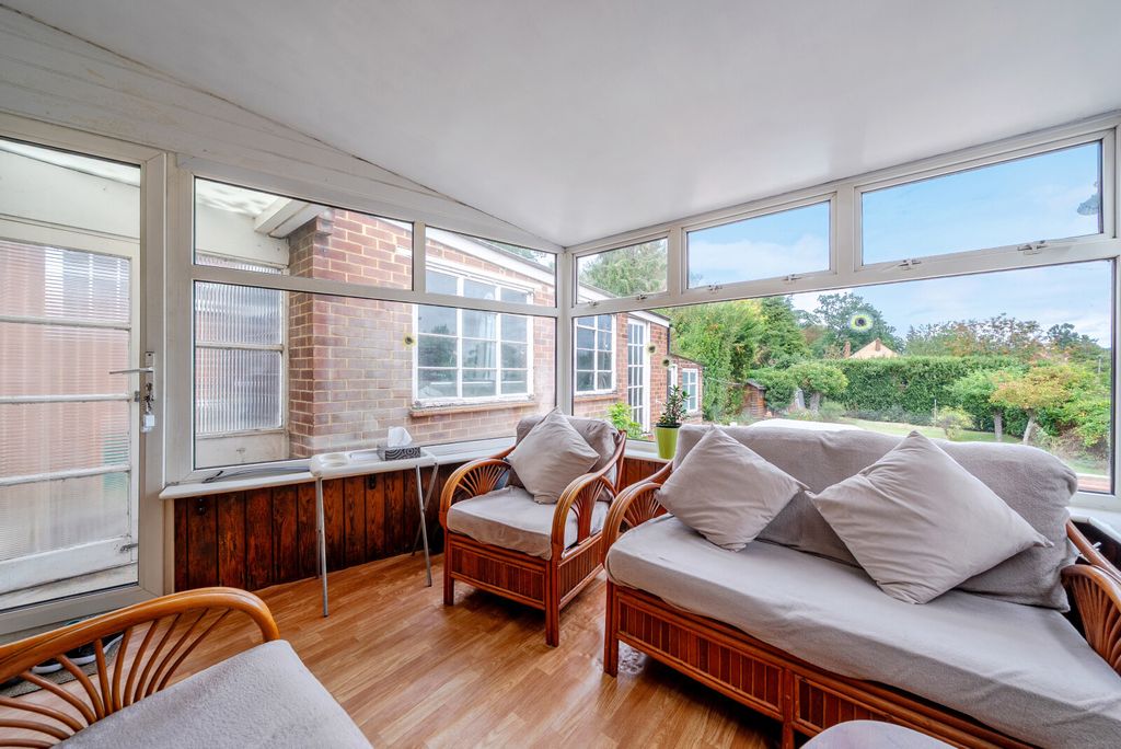 Property photo 3 of 17 1521487-14-1A0A51...