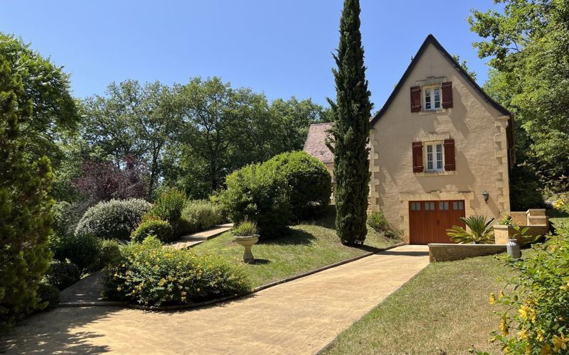 Property photo 3 of 38 Photo 33