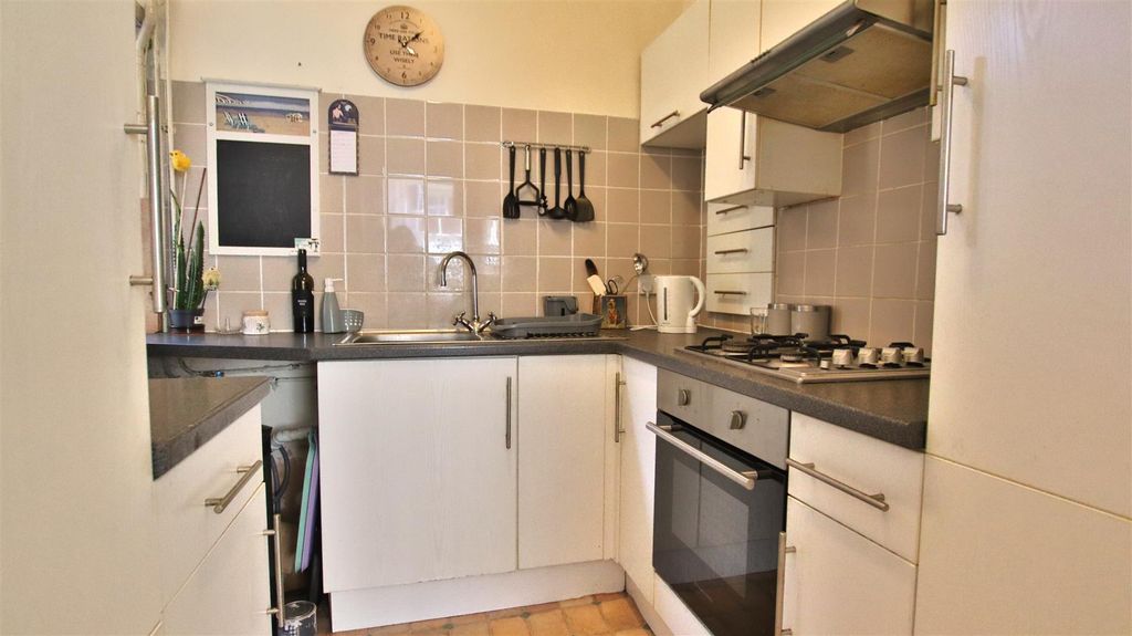 Property photo 3 of 33 Img_3355.Jpg
