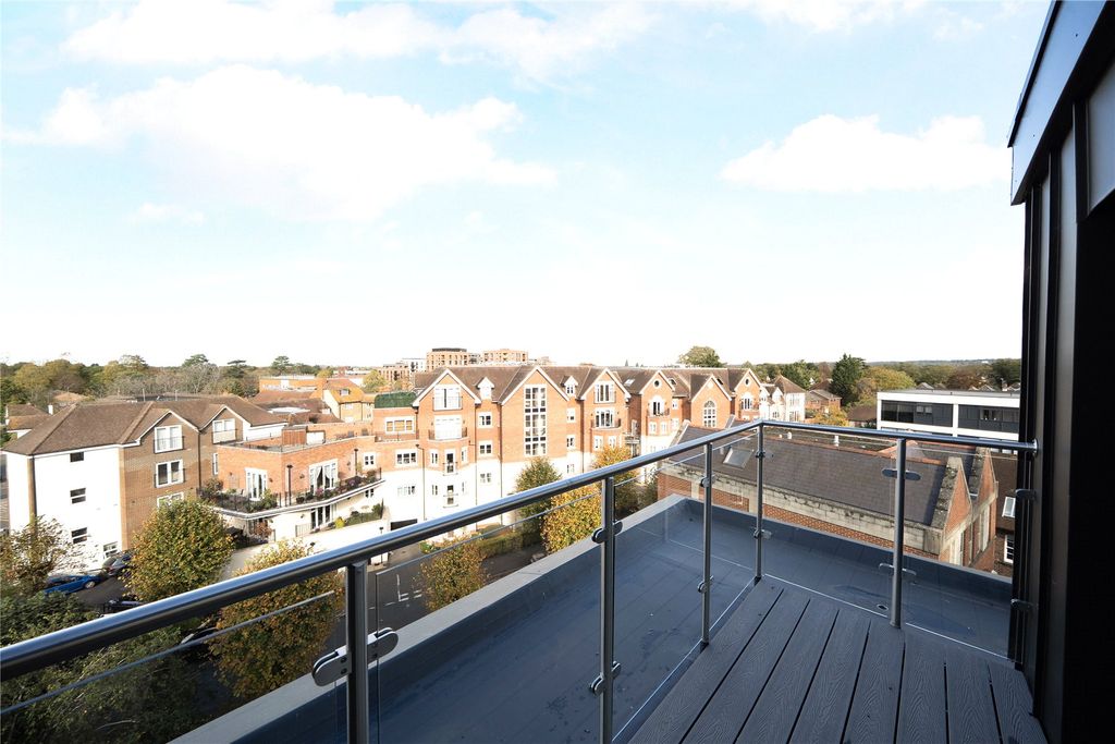 Property photo 1 of 14 Picture No. 08