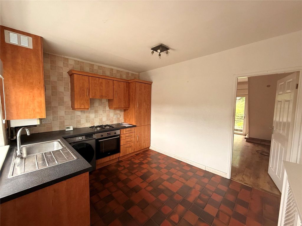 Property photo 2 of 15 Picture No. 20