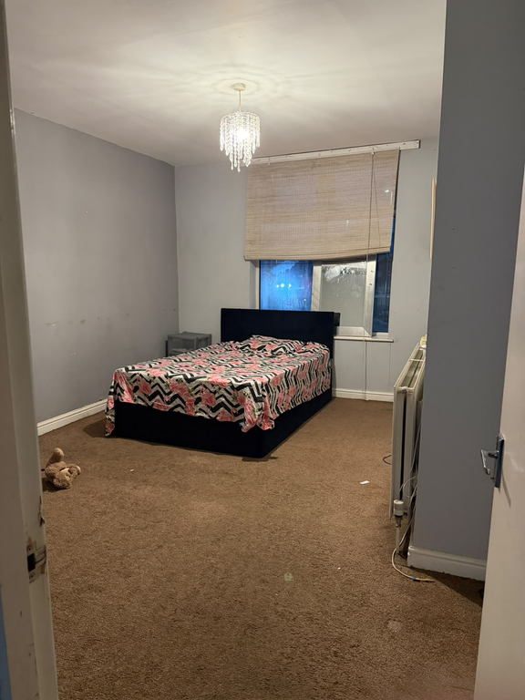 Property photo 1 of 4