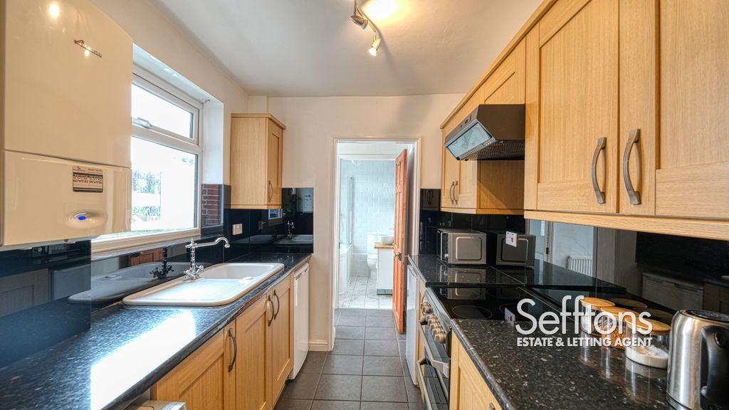 Property photo 3 of 14 Dscf7396_43