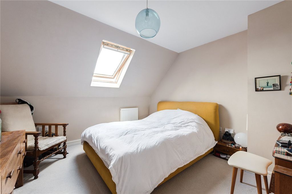 Property photo 3 of 16 Picture 3