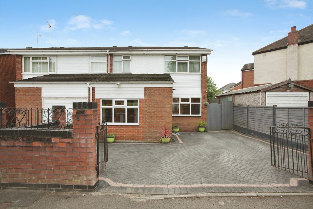 Property photo 1 of 20