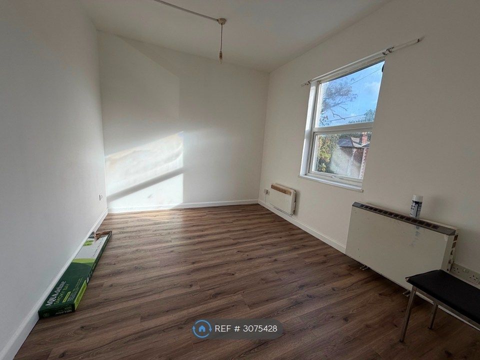 Property photo 2 of 3