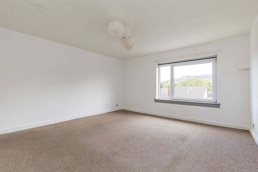 Property photo 3 of 20 Picture No. 05