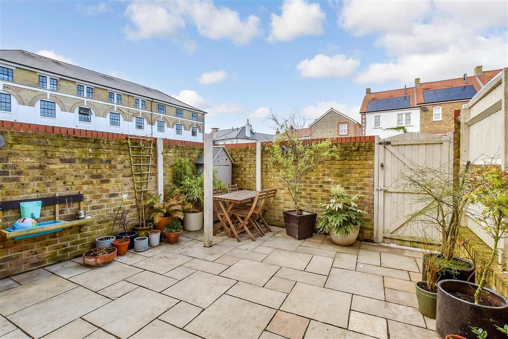 Property photo 2 of 12 Rear Garden