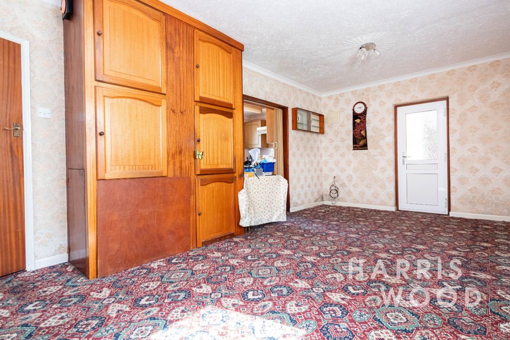 Property photo 3 of 21 3947935
