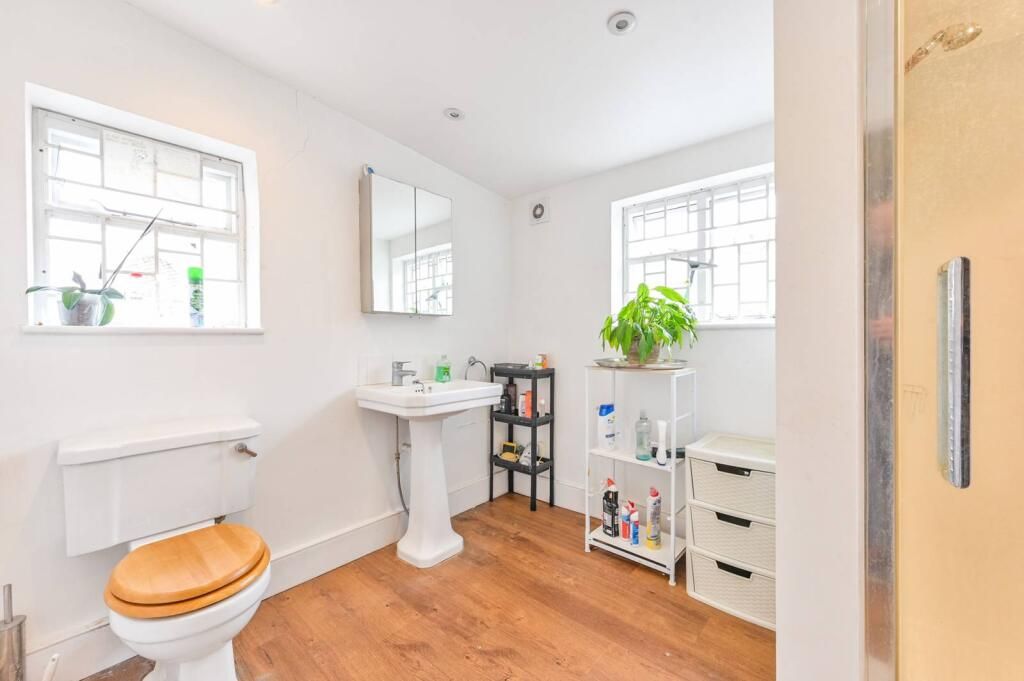 Property photo 2 of 10 Gallery