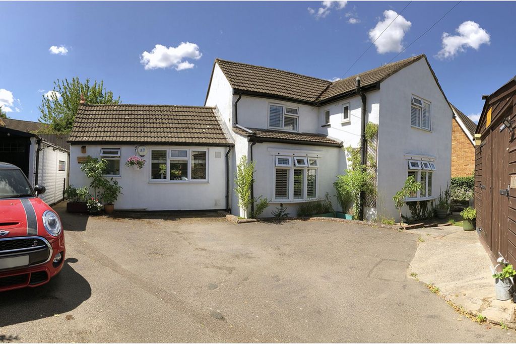 Property photo 1 of 38 Main Residence