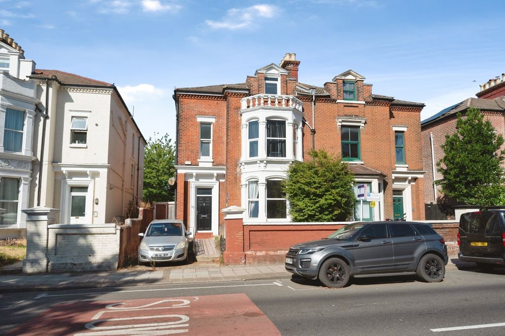 Property photo 1 of 14 Pbox-Img.Jpg