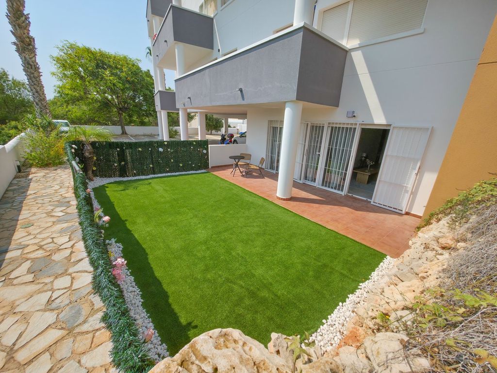 Property photo 2 of 29