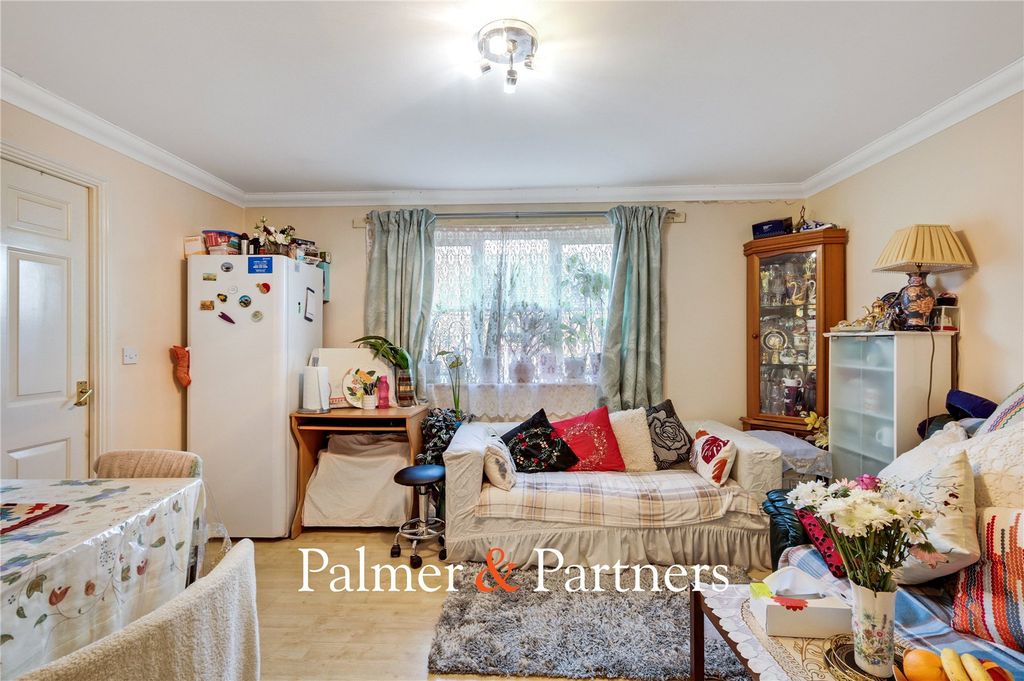 Property photo 3 of 13 Picture No. 05