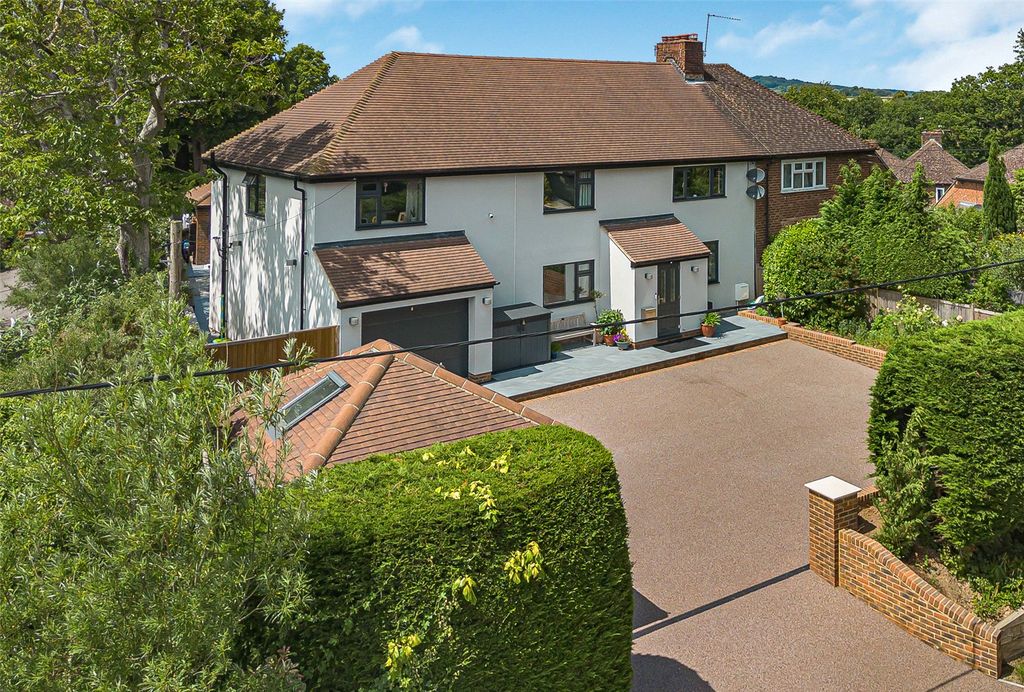 Property photo 1 of 27 Picture No. 34