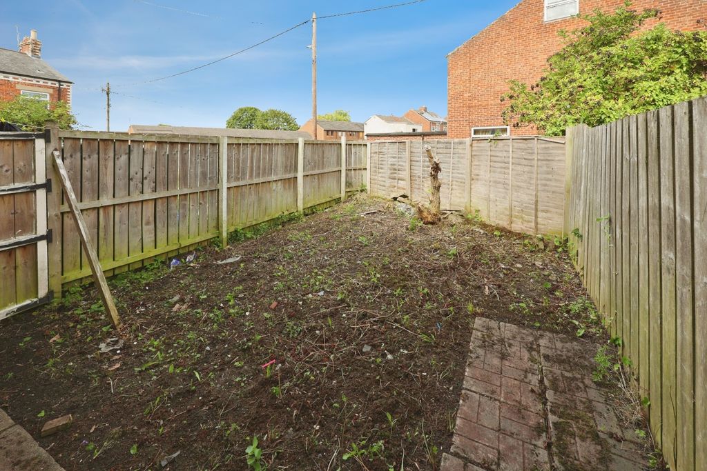 Property photo 2 of 12 Pbox-Img.Jpg