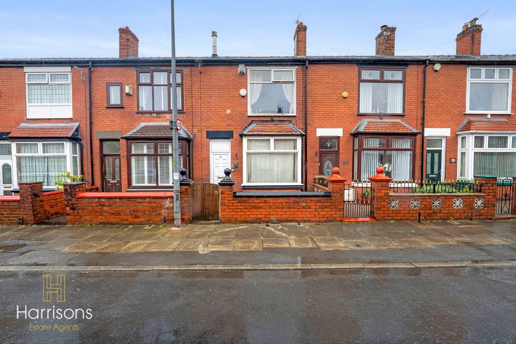 Property photo 1 of 16 5211541