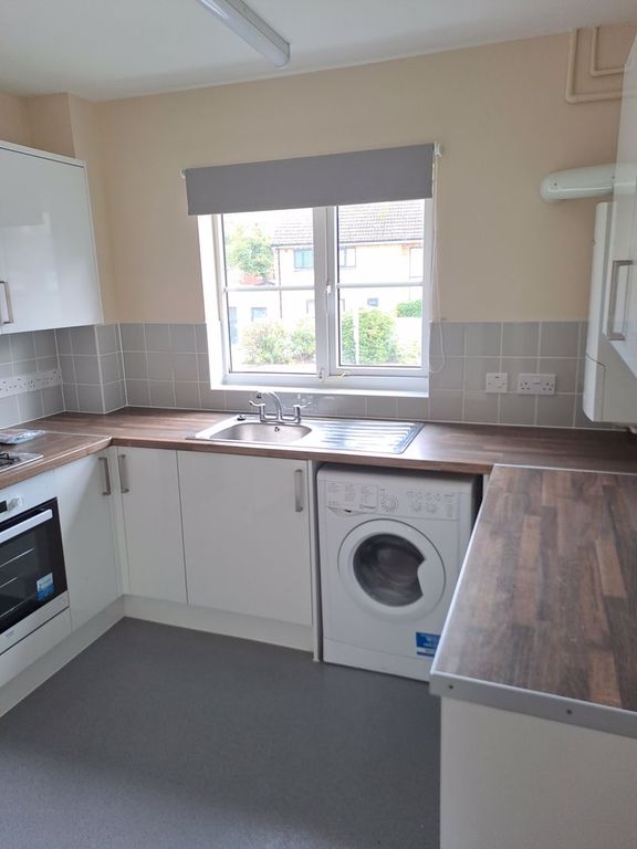 Property photo 3 of 10 Photo 3