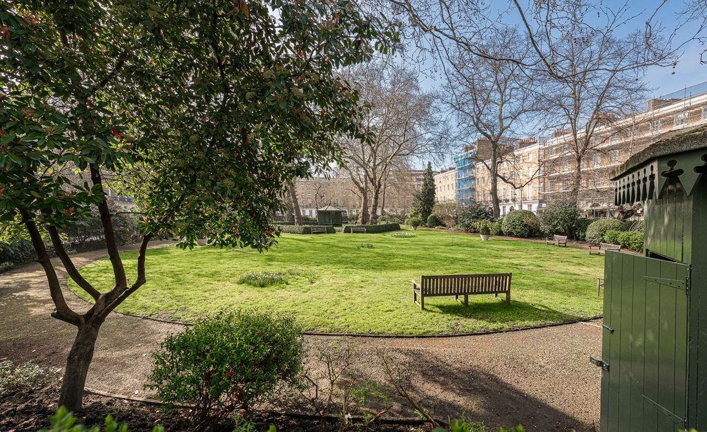 Property photo 2 of 2