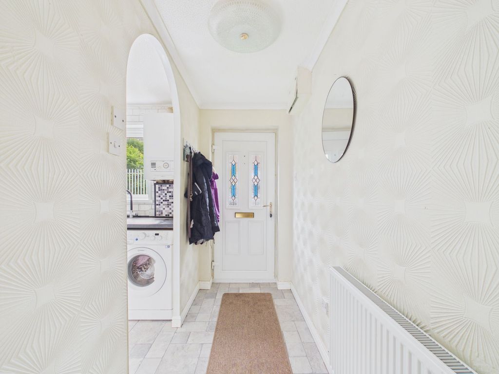Property photo 2 of 24 Hallway