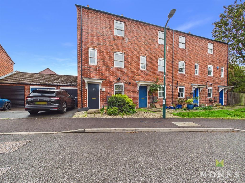 Property photo 1 of 14 Cam01520G0-Pr0483-Still020.Jpg