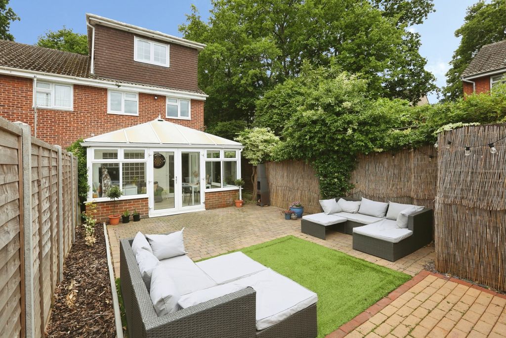 Property photo 2 of 18 Pbox-Img.Jpg